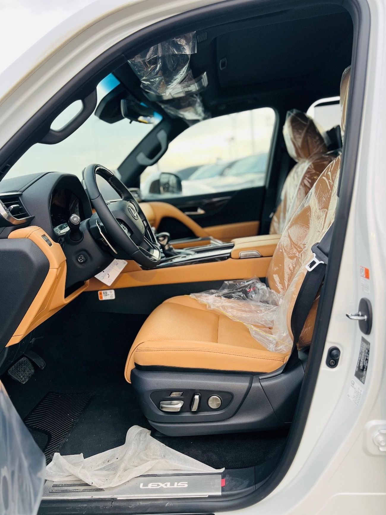 Lexus LX600 SIGNATURE