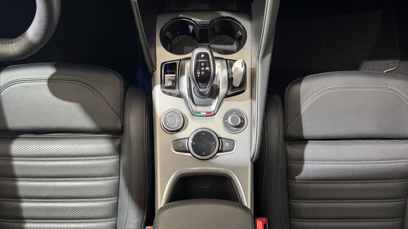 Alfa Romeo Giulia VELOCE | 2025 | 0% DP | AED 2,452/ Month | Gargash Warranty and Service