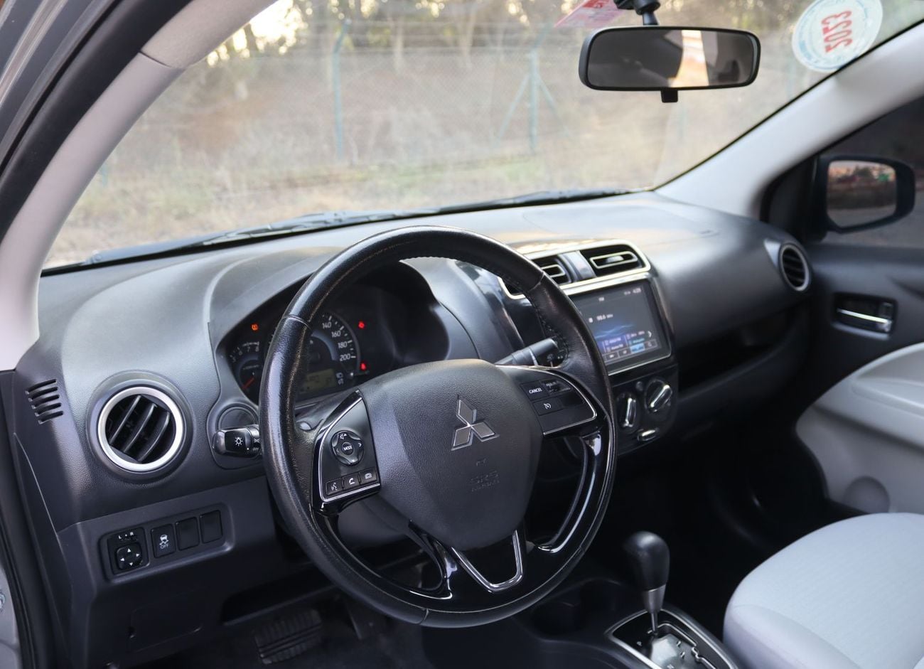 Mitsubishi Attrage GLX HIGHLINE ACCIDENTS FREE - ORIGINAL PAINT - FULL OPTION - GCC - PERFECT CONDITION INSIDE OUT