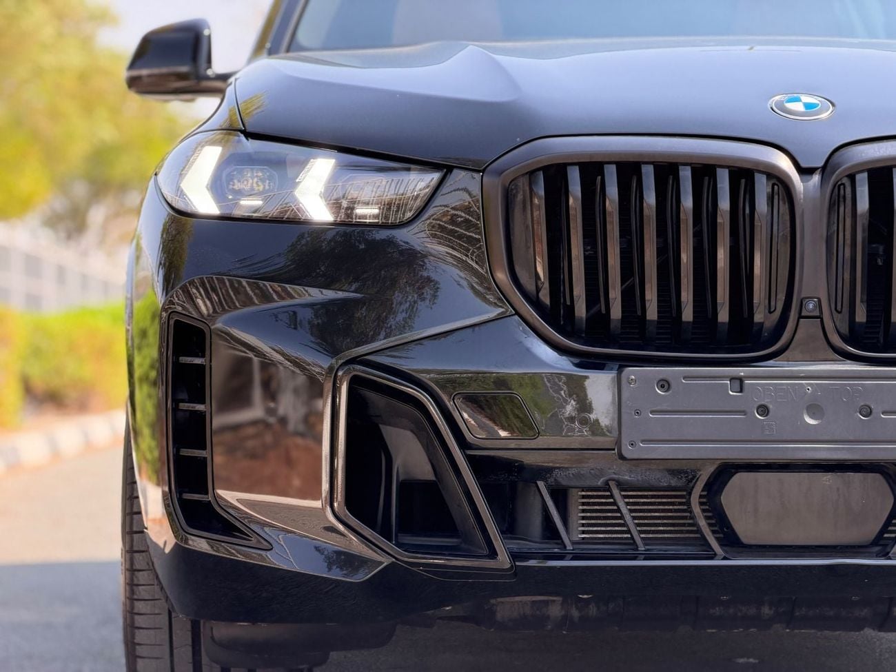 BMW X5 XDRIVE40i M SPORT PRO BMW X5 xDrive40i M Sport 2024 (GCC – Full Options – M Sport Luxury SUV – Massage Seats – Single Owne