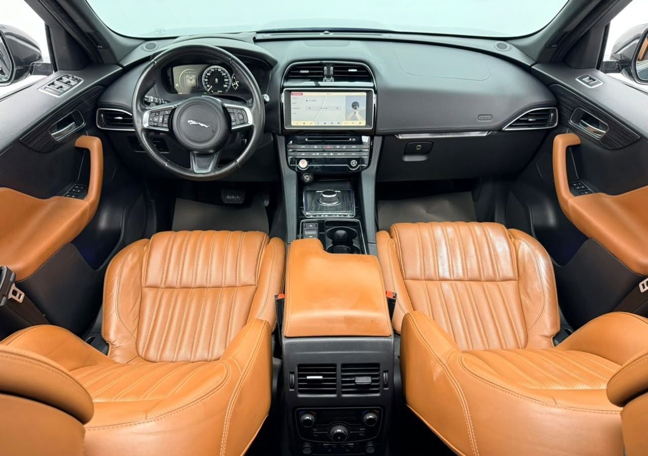 جاكوار F بيس PRESTIGE جاكوار F-Pace 25T موديل 2018، سجل صيانة كامل، كاملة المواصفات، بحالة ممتازة، خليجية