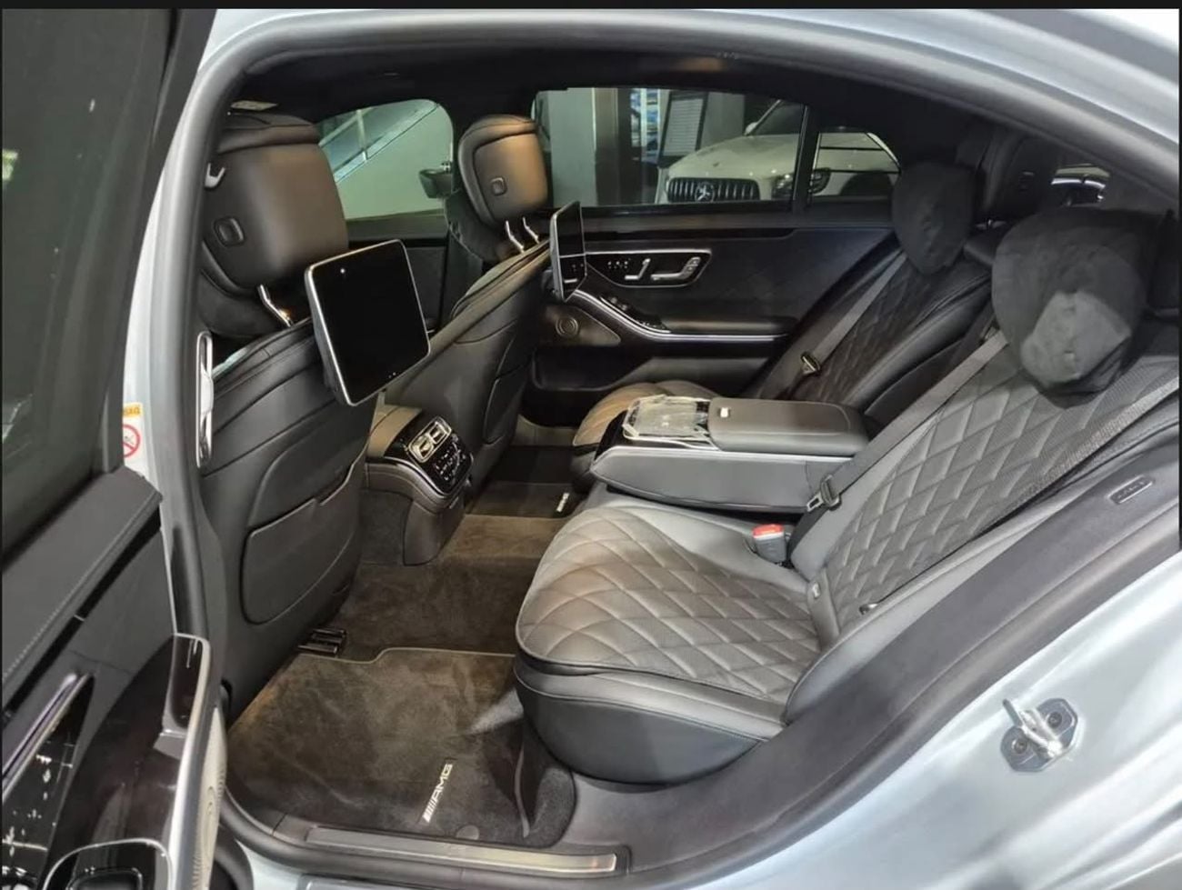 Mercedes Benz S500 4MATIC L