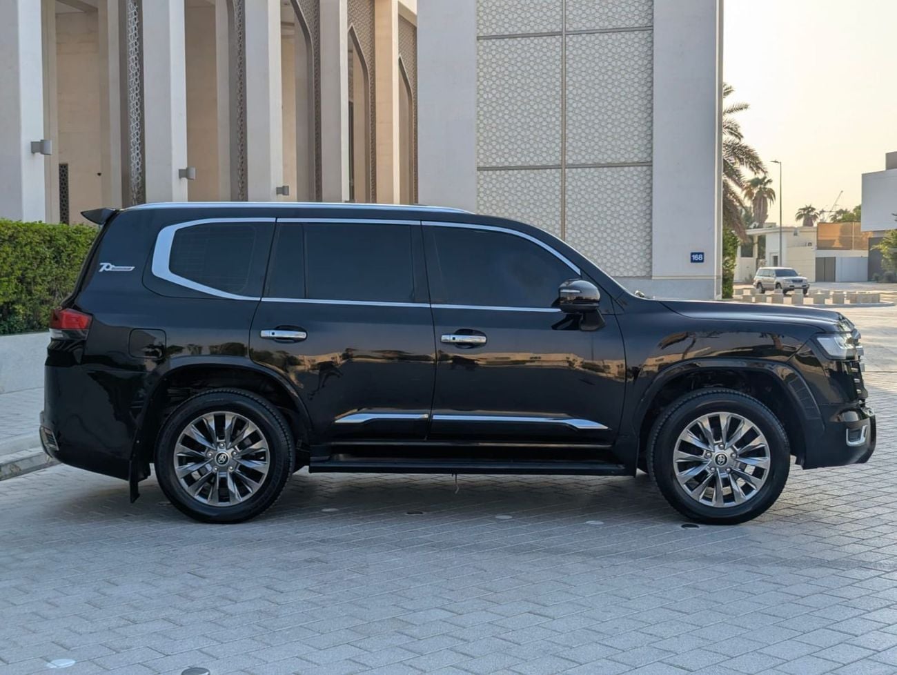Toyota Land Cruiser VXR Toyota Land Cruiser 2015 VXR GCC Specs Facelifted 2026 Full Option V8 4.6L Well-maintained