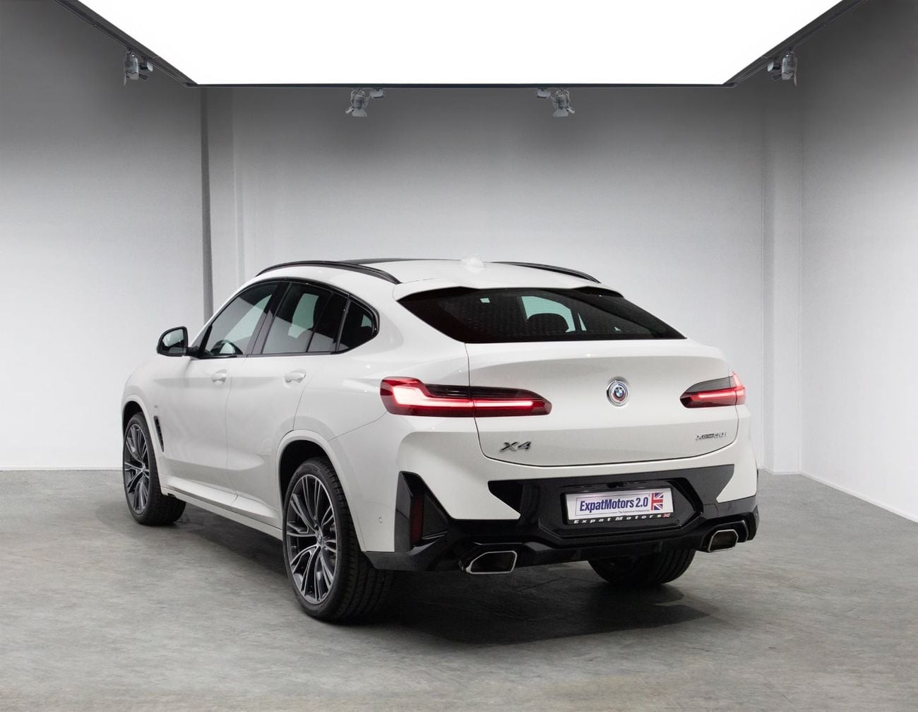 بي أم دبليو X4 XDRIVE30i LUXURY M SPORT PACKAGE