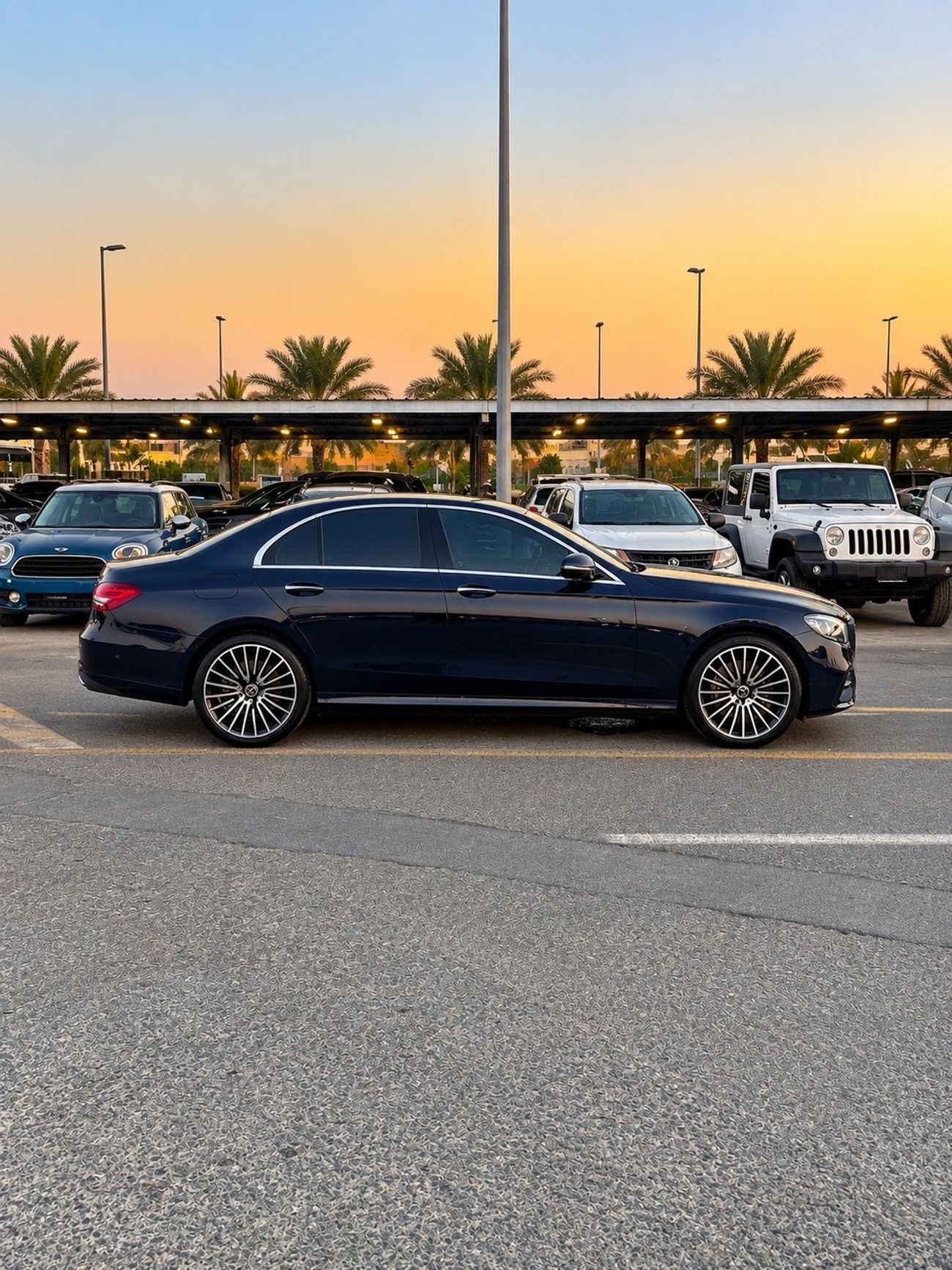 Mercedes Benz E350 4MATIC Mercedes-Benz E350 AMG | 2021