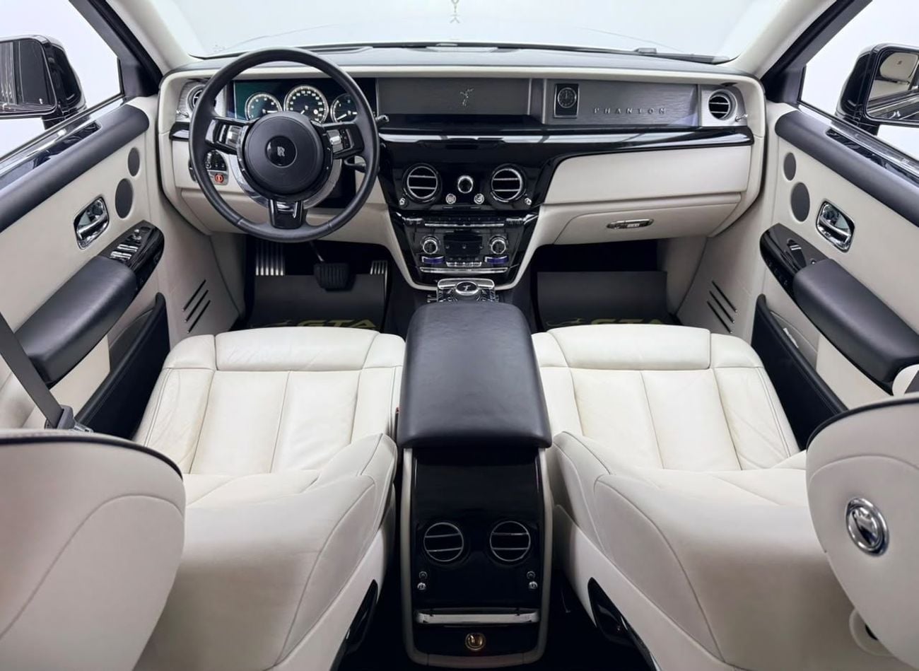 Rolls Royce Phantom EWB