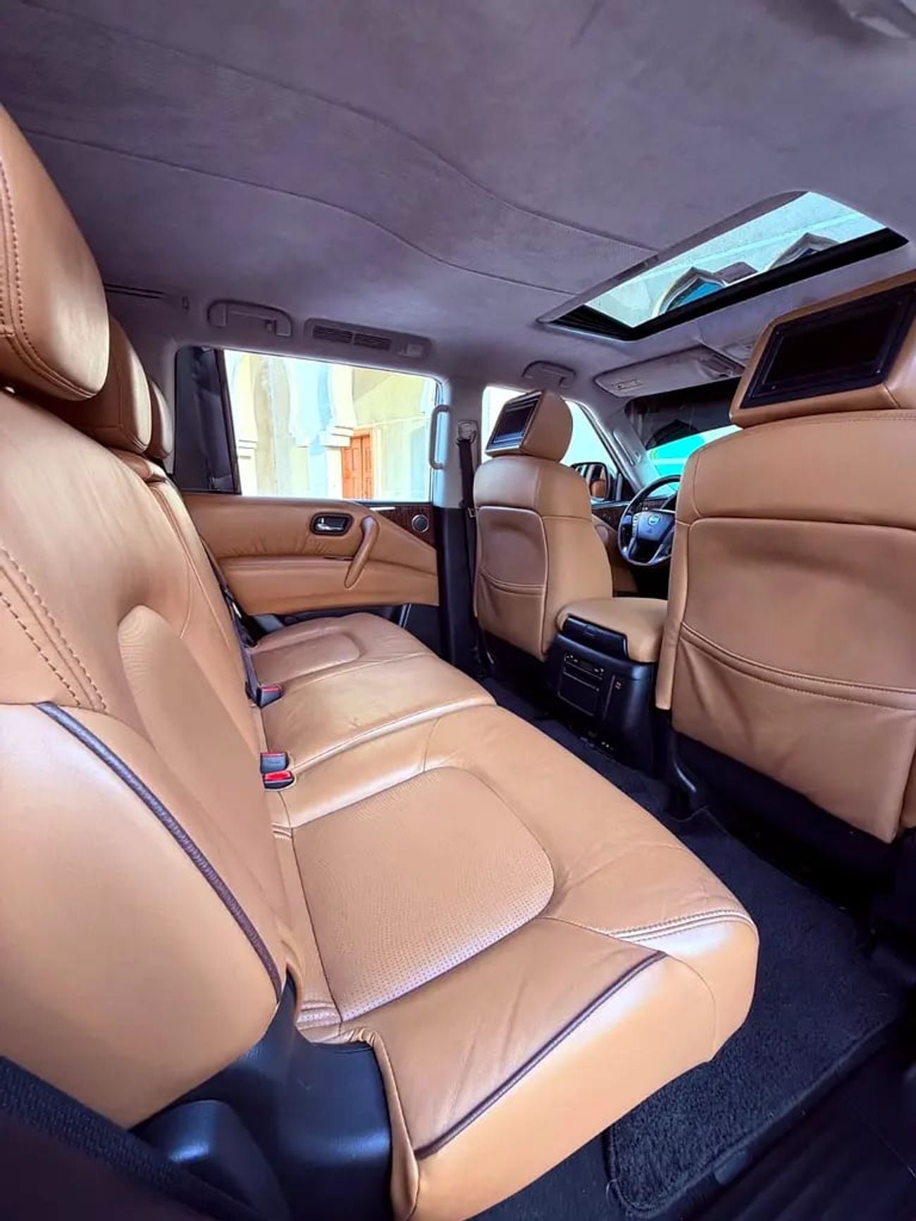 Nissan Patrol LE PLATINUM | GCC Specs | Well Maintained
