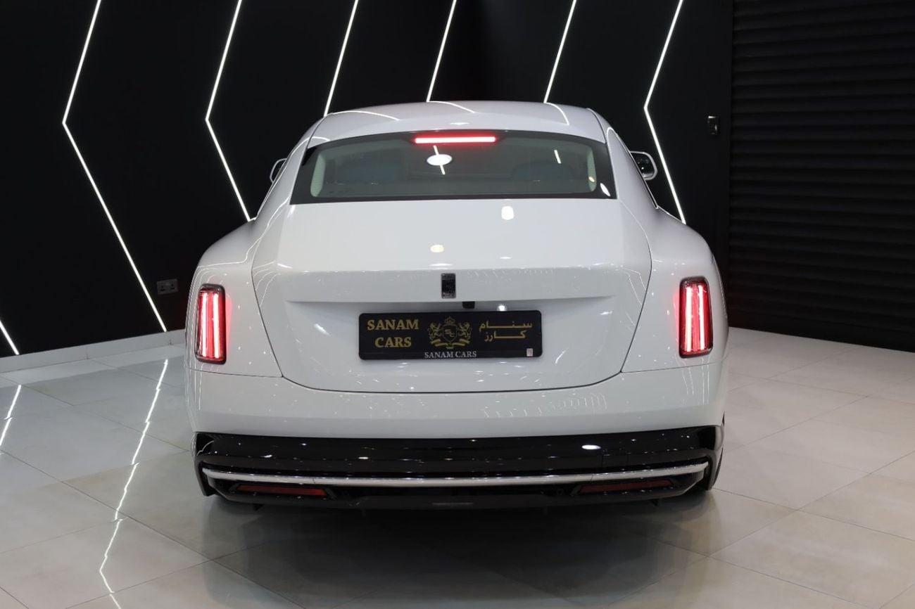 Rolls Royce Spectre STANDARD Illuminated Spirit of Ecstasy, Bespoke Audio, Starlight, Dealer Warr + Serv!!