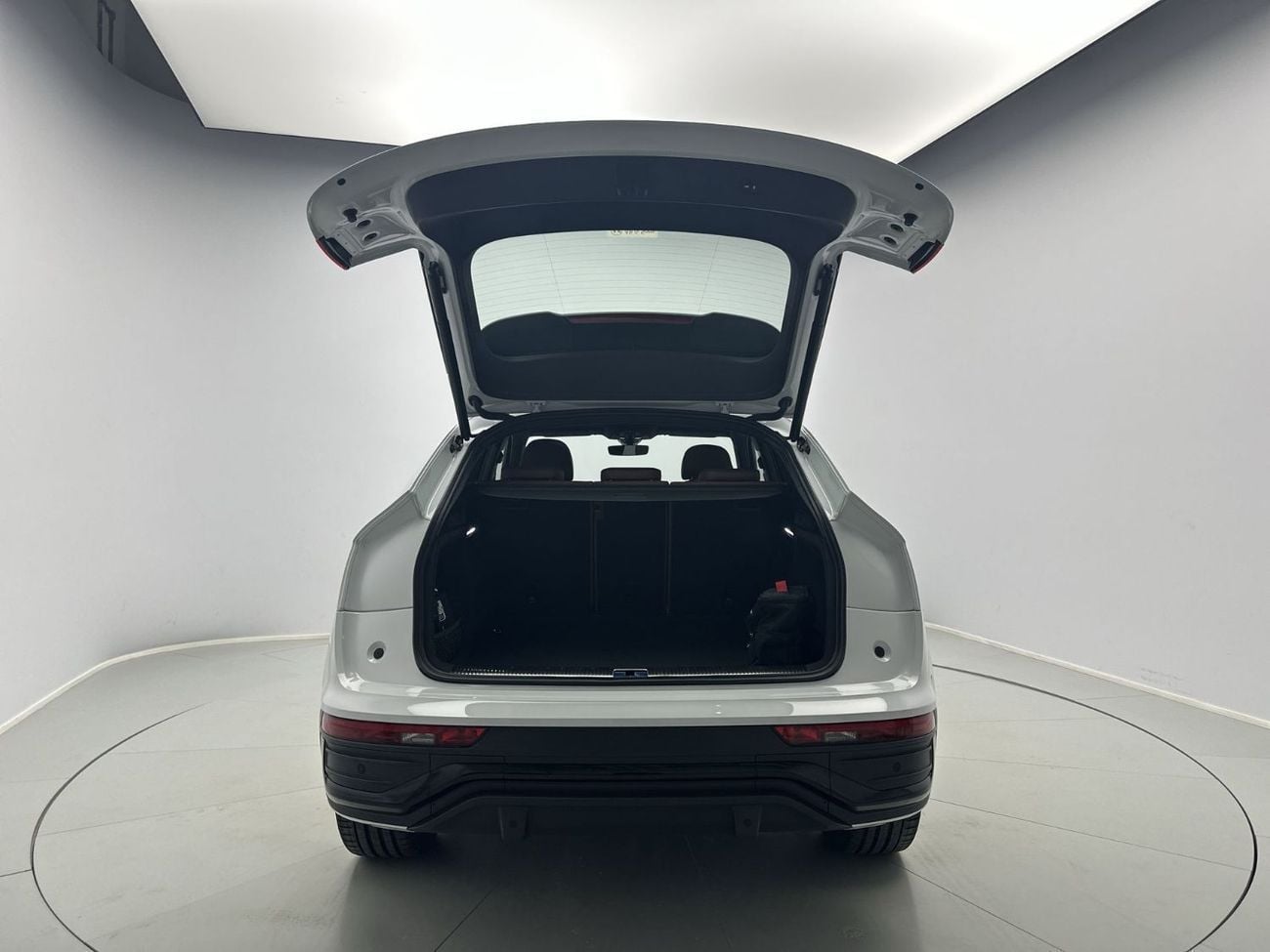Audi Q5 45 TFSI SPORTBACK S-LINE (Ref# 15202)