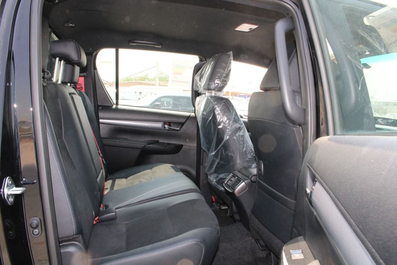 Toyota Hilux GR SPORT