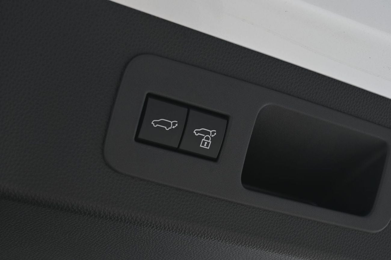 لكزس LX 700h SIGNATURE لكزس LX700h سيجنتشر 2026، محرك بنزين V6 ثنائي التيربو سعة 3.5 لتر + محرك هجين