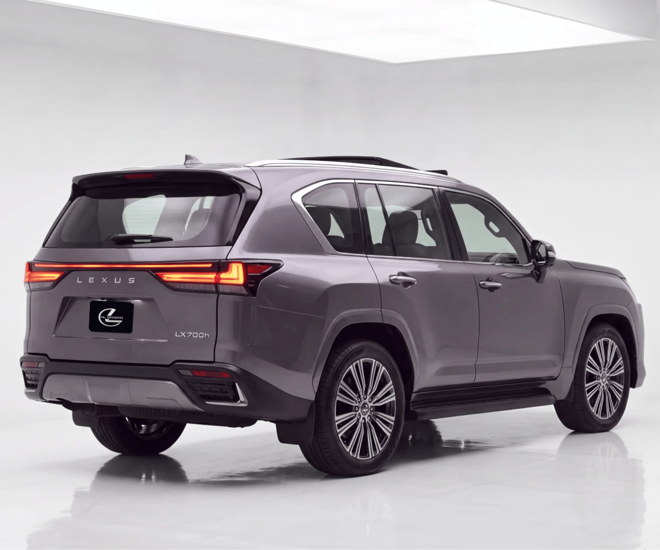 Lexus LX700h 2.5