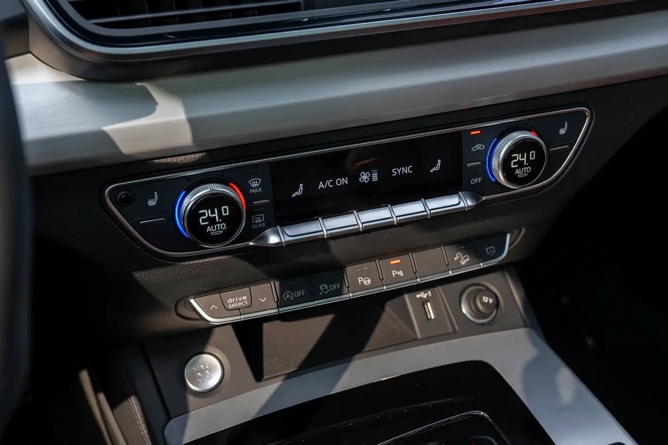 Audi Q5 45 TFSI quattro | Warranty Till | GCC Specs