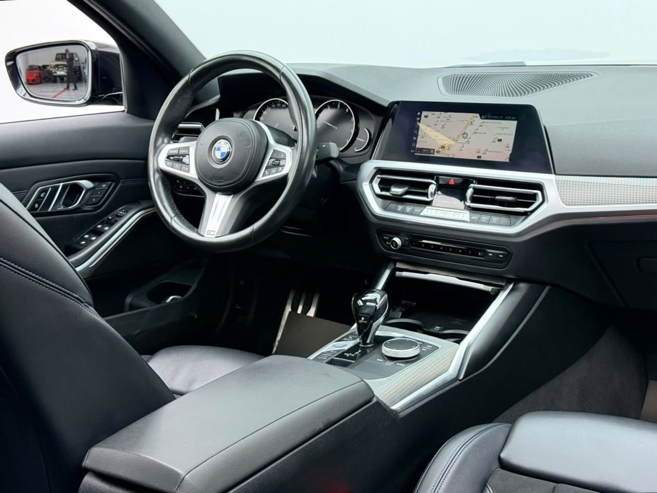 بي أم دبليو 320 M SPORT