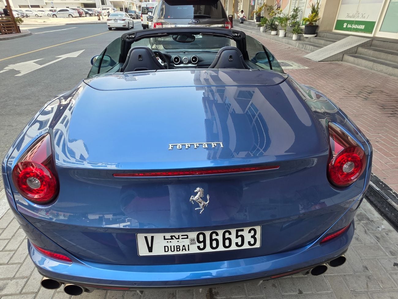 Ferrari California T