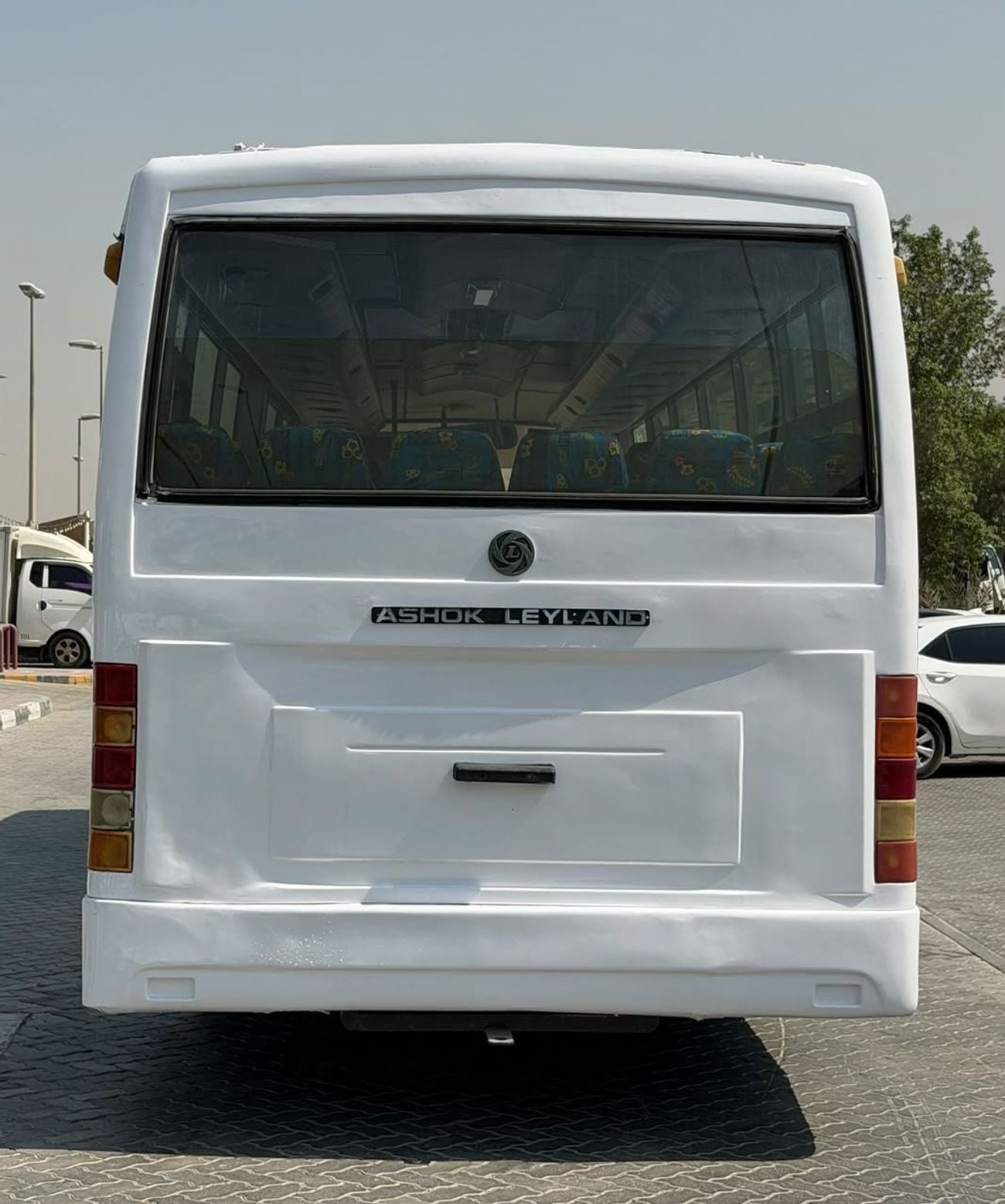 اشوك ليلاند فالكون 5.7L