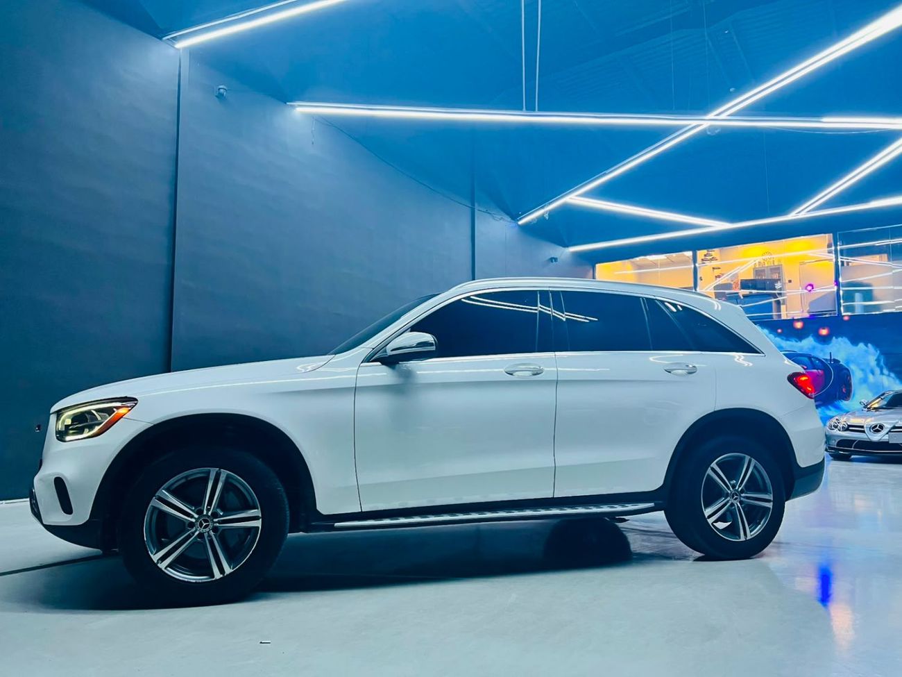 Mercedes Benz GLC 300 PREMIUM PLUS