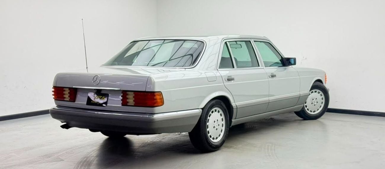 Mercedes Benz 560 SEL 1989 Mercedes-Benz 560 SEL, Excellent Condition, Japanese Specs.