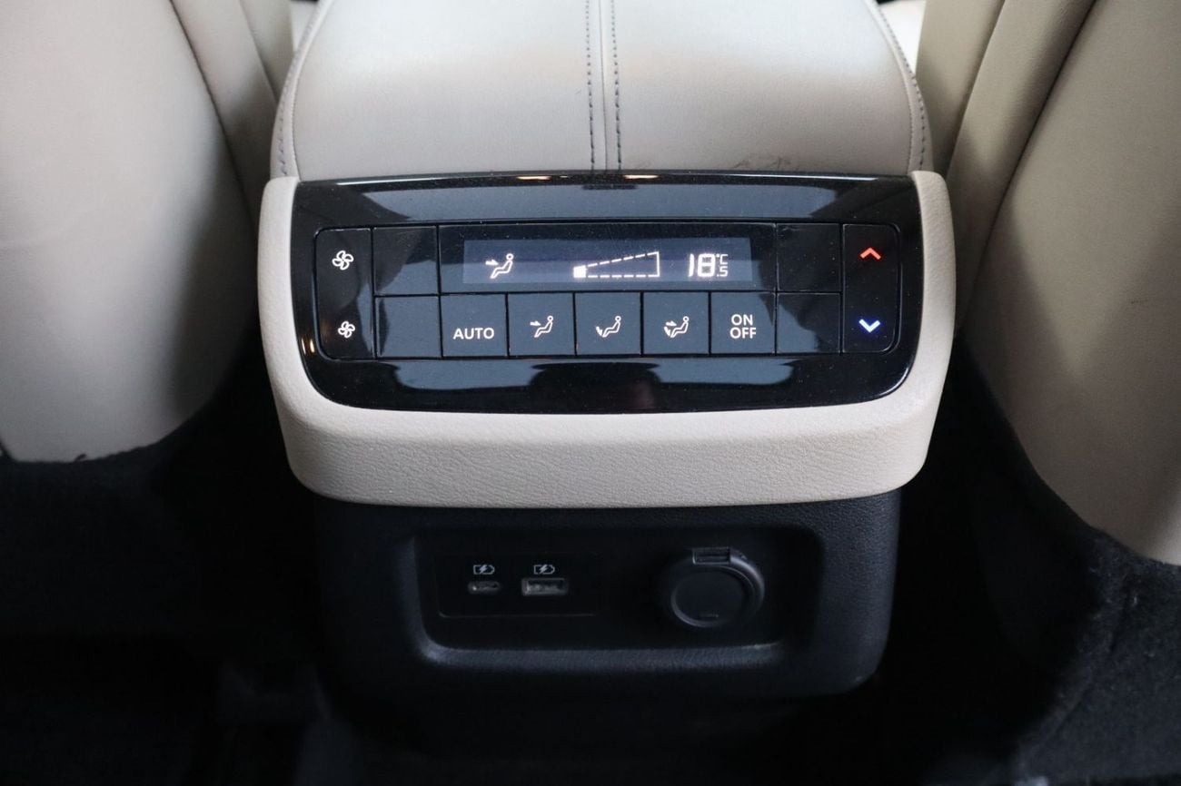 إنفينيتي QX60 لوكس
