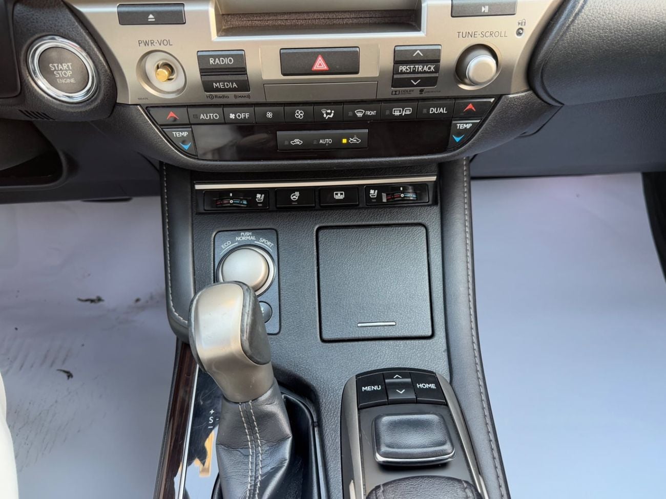 Lexus ES350 2016