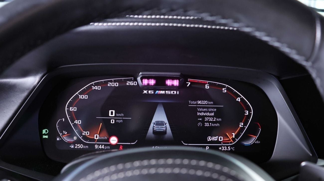 بي أم دبليو X6 XDRIVE M50i 4.4L