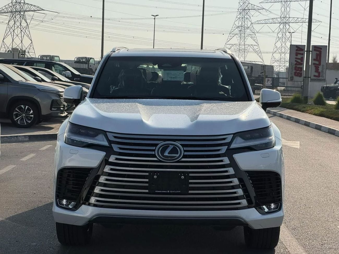 Lexus LX700h SIGNATURE 2026 LEXUS LX700H (HYBRID) SIGNATURE 22 INCHES WITH AUTO PARK 3.4L V6