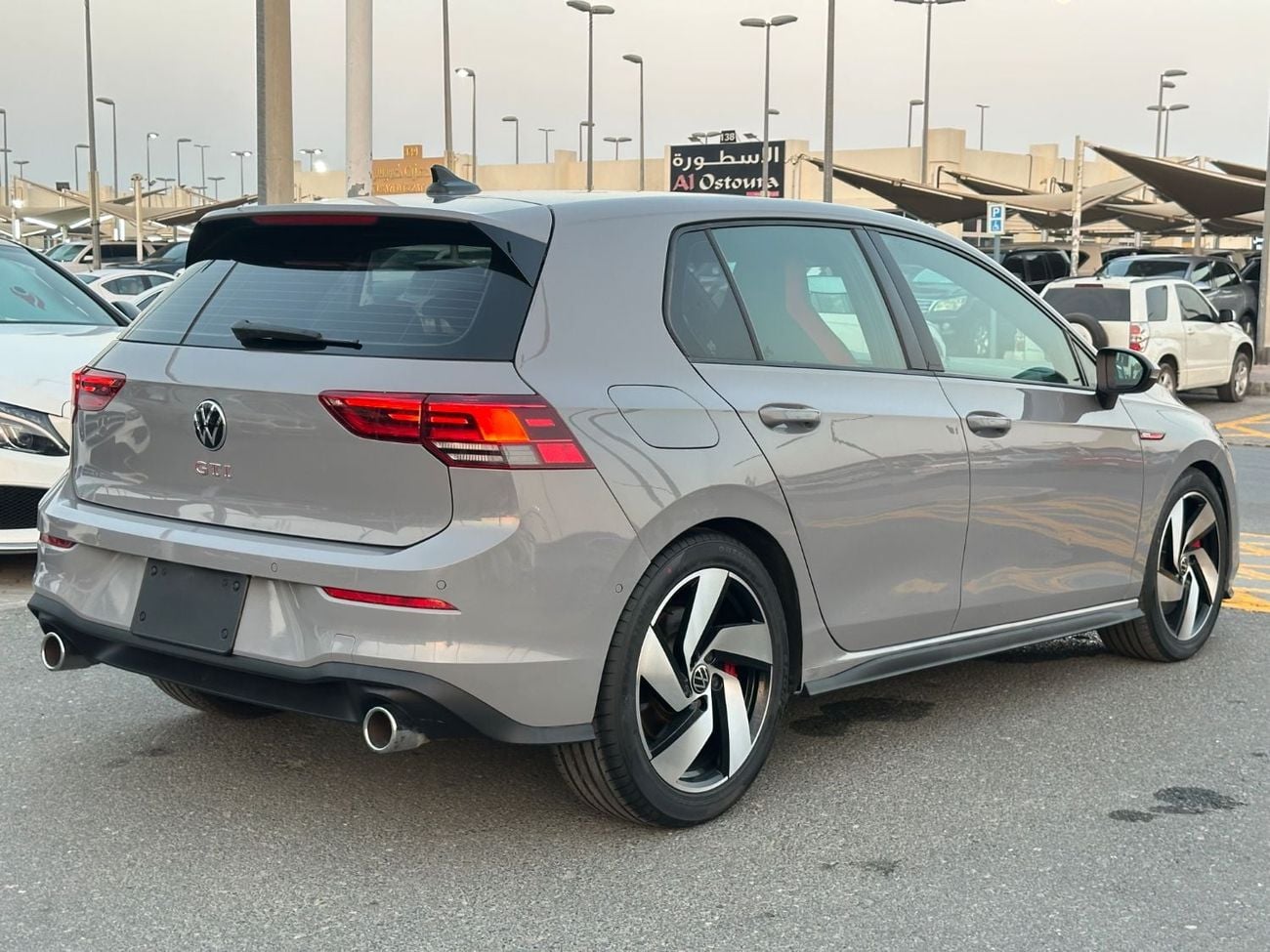 فولكس واجن جولف GTI