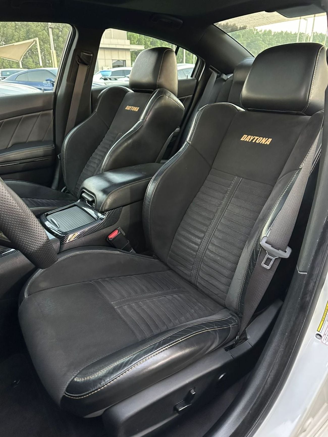 Dodge Charger DAYTONA DODGE CHARGER 392 GCC FULL OPTION 2018 PERFECT CONDITION