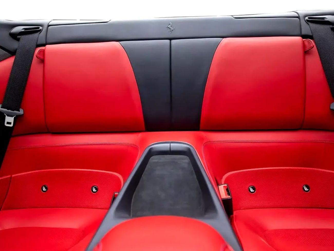 Ferrari Portofino STANDARD GCC Specs
