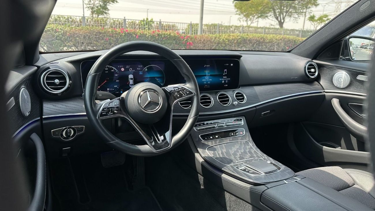 Mercedes Benz E300 PREMIUM PLUS de EQ Power | Plug-in Hybrid | European Specs | 9,000 KM