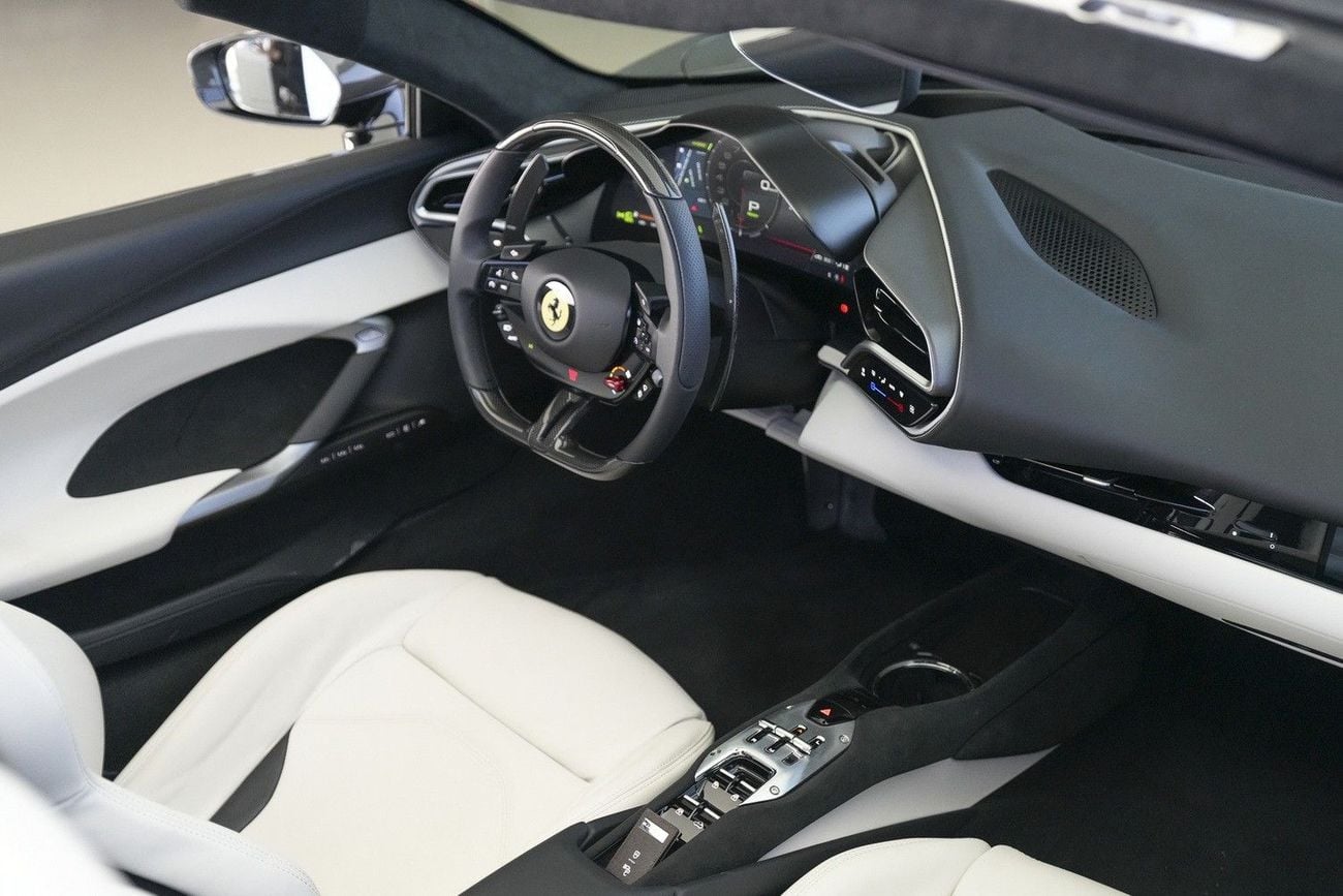 فيراري 296 GTB GTS