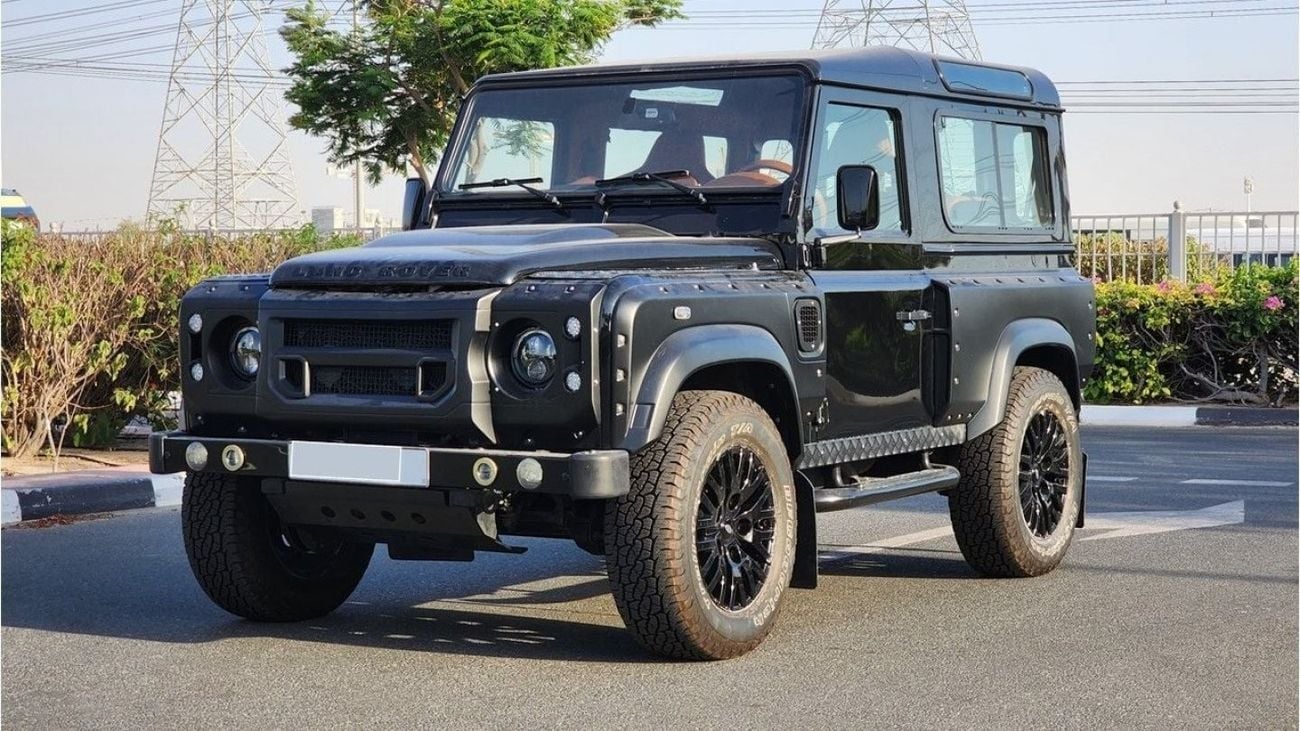 Land Rover Defender 90 | Petrol Automatic