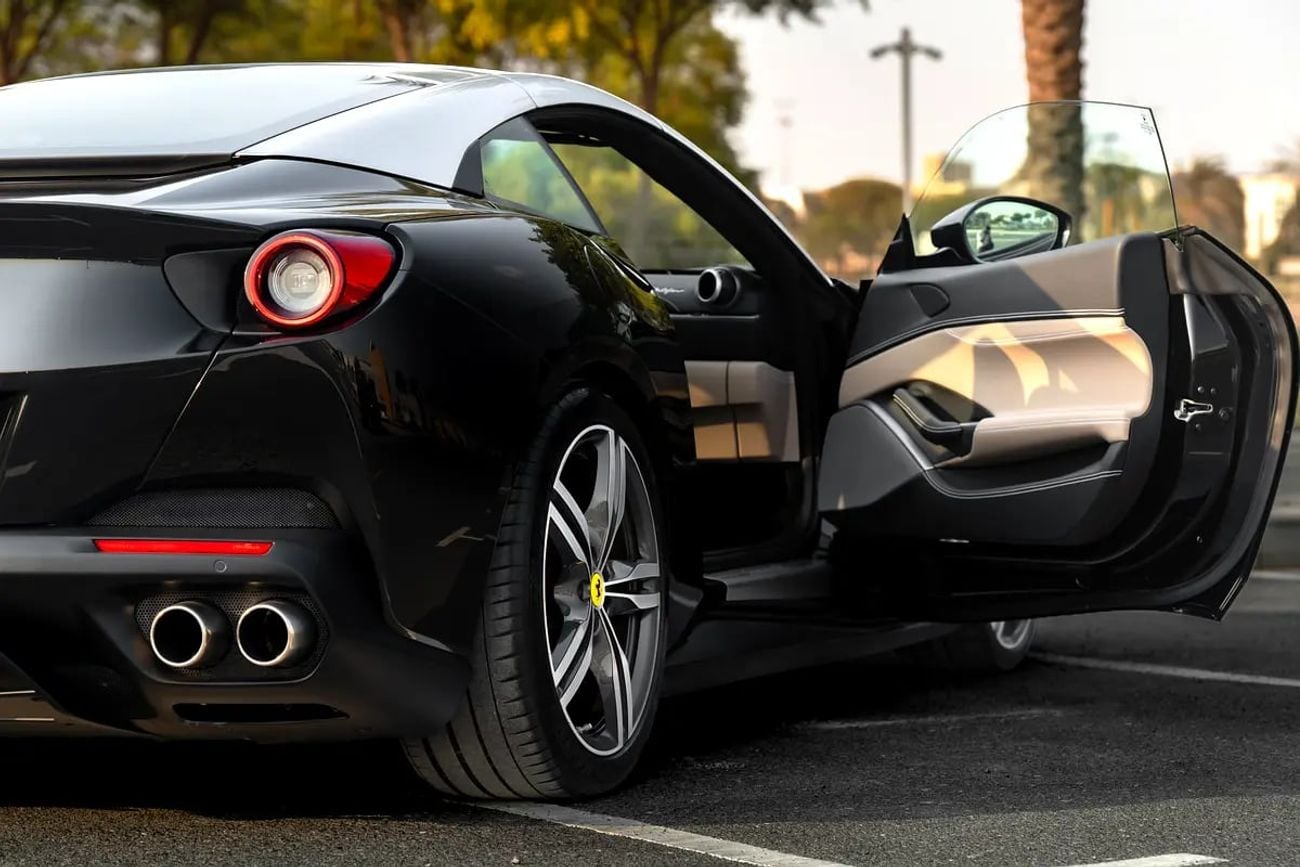 Ferrari Portofino Full Service | Japanese Spec | Two-Tone Nero&Argento | 18,000 KM
