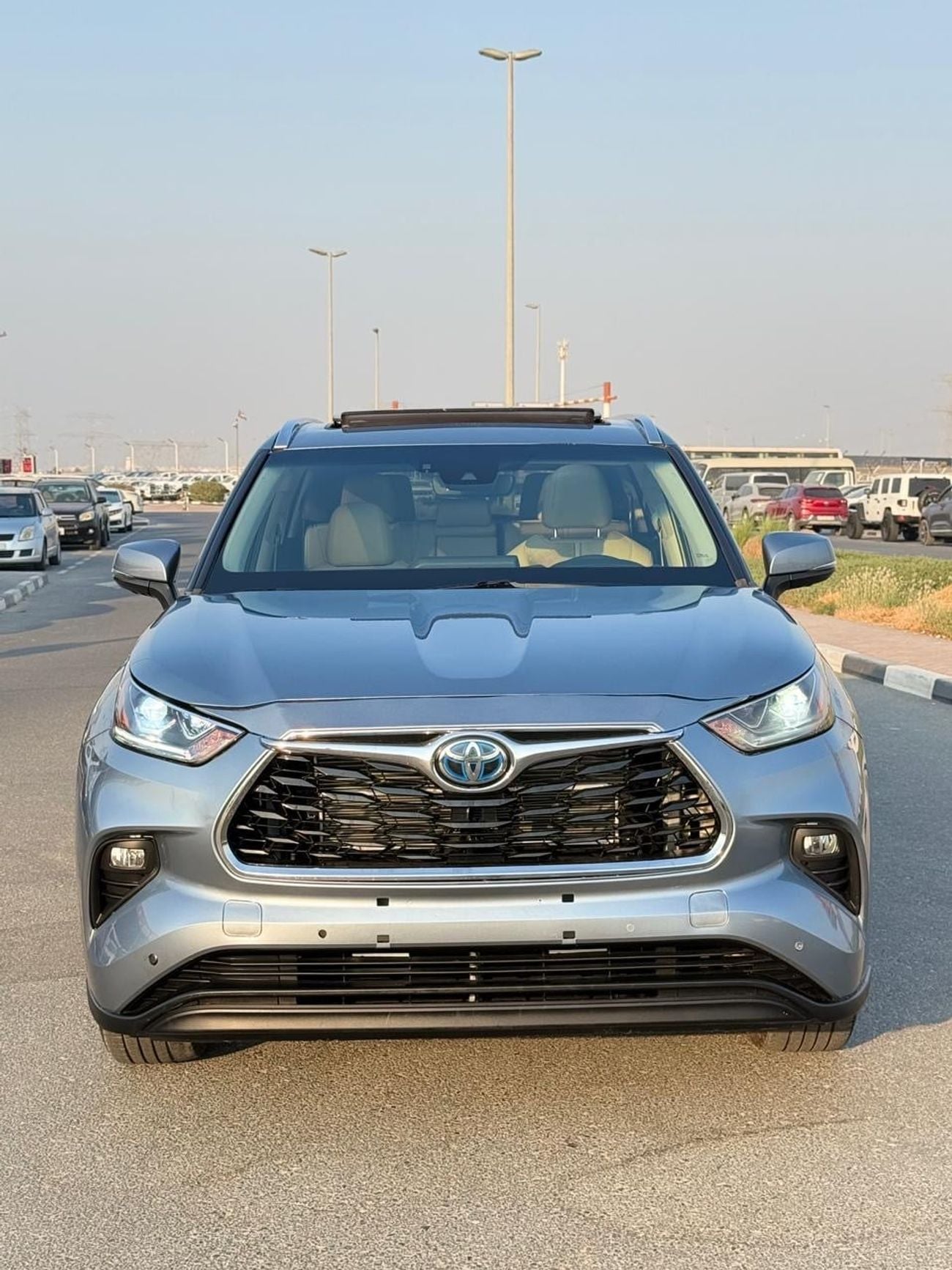 Toyota Highlander VXR Hybrid platinum panoramic, 360 camera
