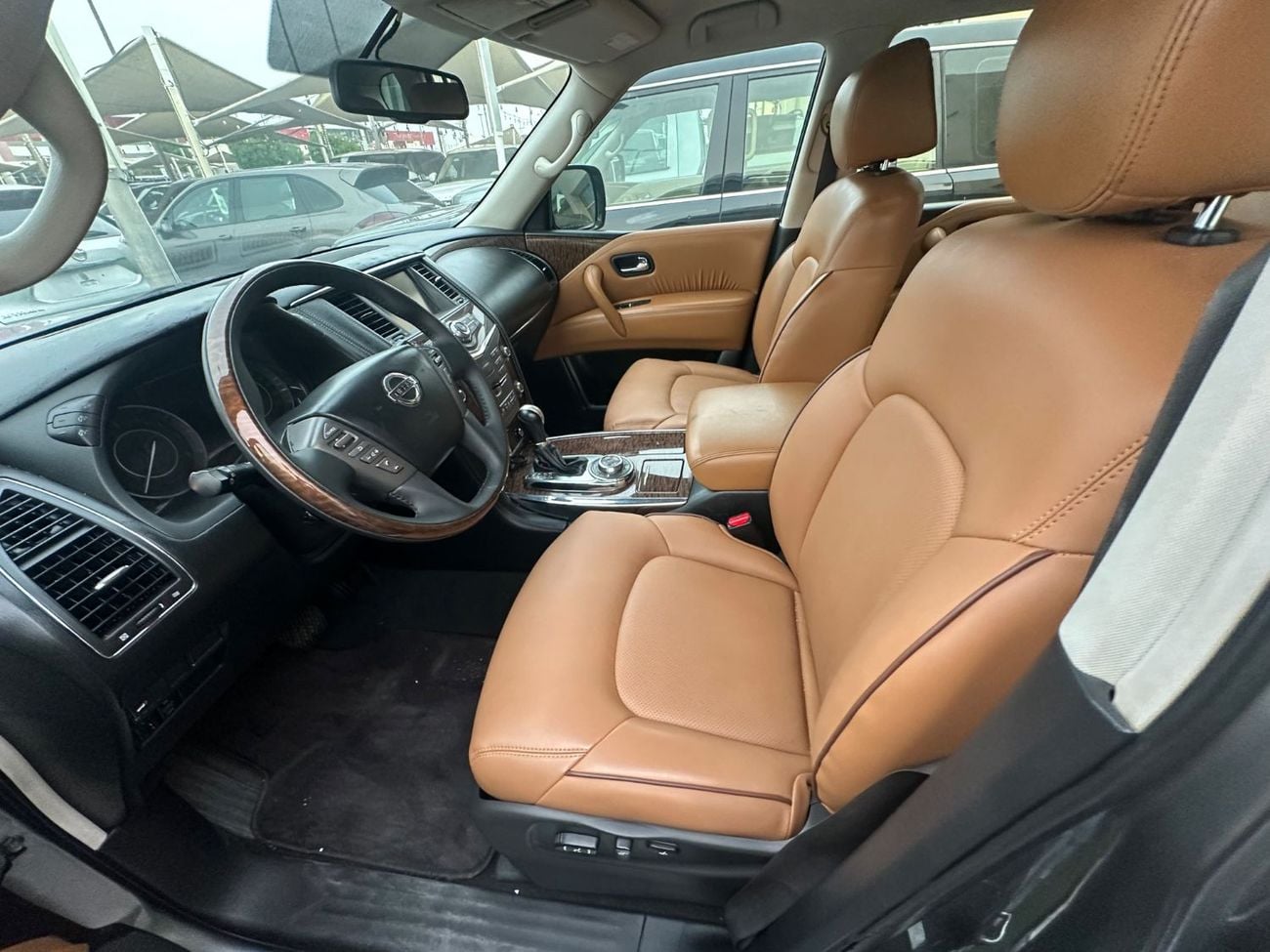 Nissan Patrol SE PLATINUM CITY