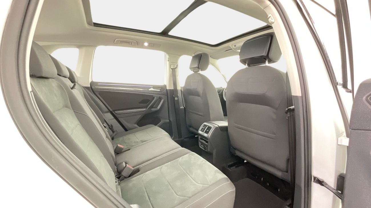 Volkswagen Tiguan ELEGANCE | Guaranteed Warranty | 0 Down Payment