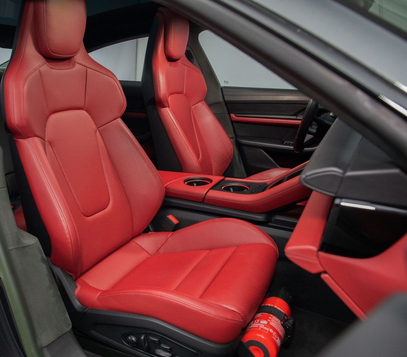 Porsche Taycan GTS