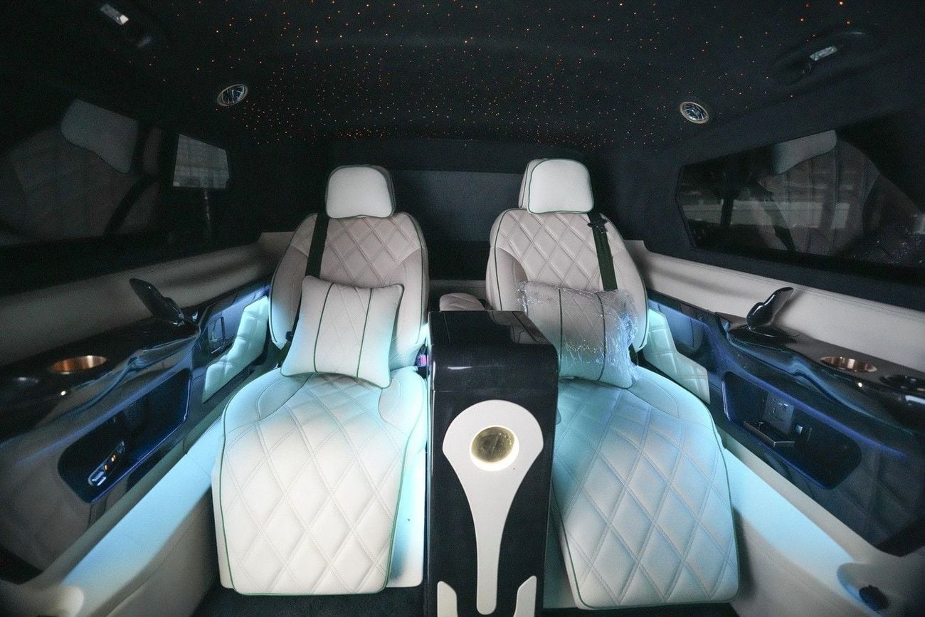 مرسيدس بنز V 250 إصدار MAYBACH الفاخر