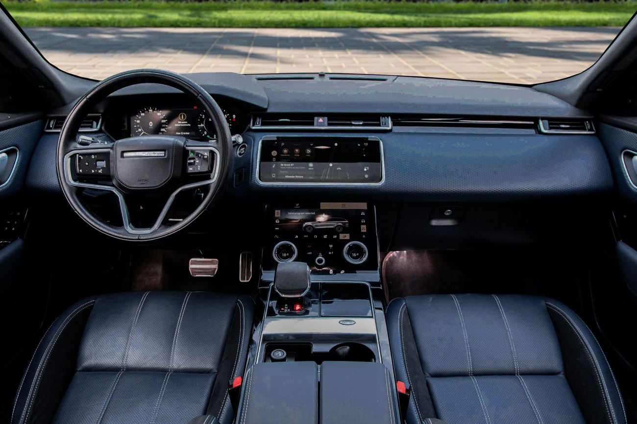 لاند روفر رينج روفر فيلار Range Rover Velar R-Dynamic | 2,742 P.M | 0% Downpayment | LR Warranty til Feb 2027!