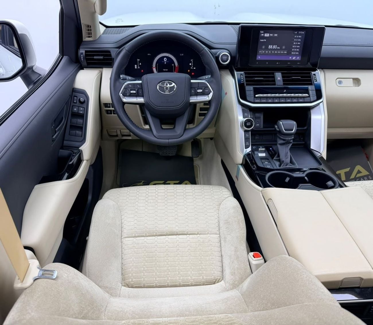 تويوتا لاند كروزر EXR 2025 Toyota Land Cruiser 300 EXR, Toyota Warranty+Full Service History, GCC Specs.