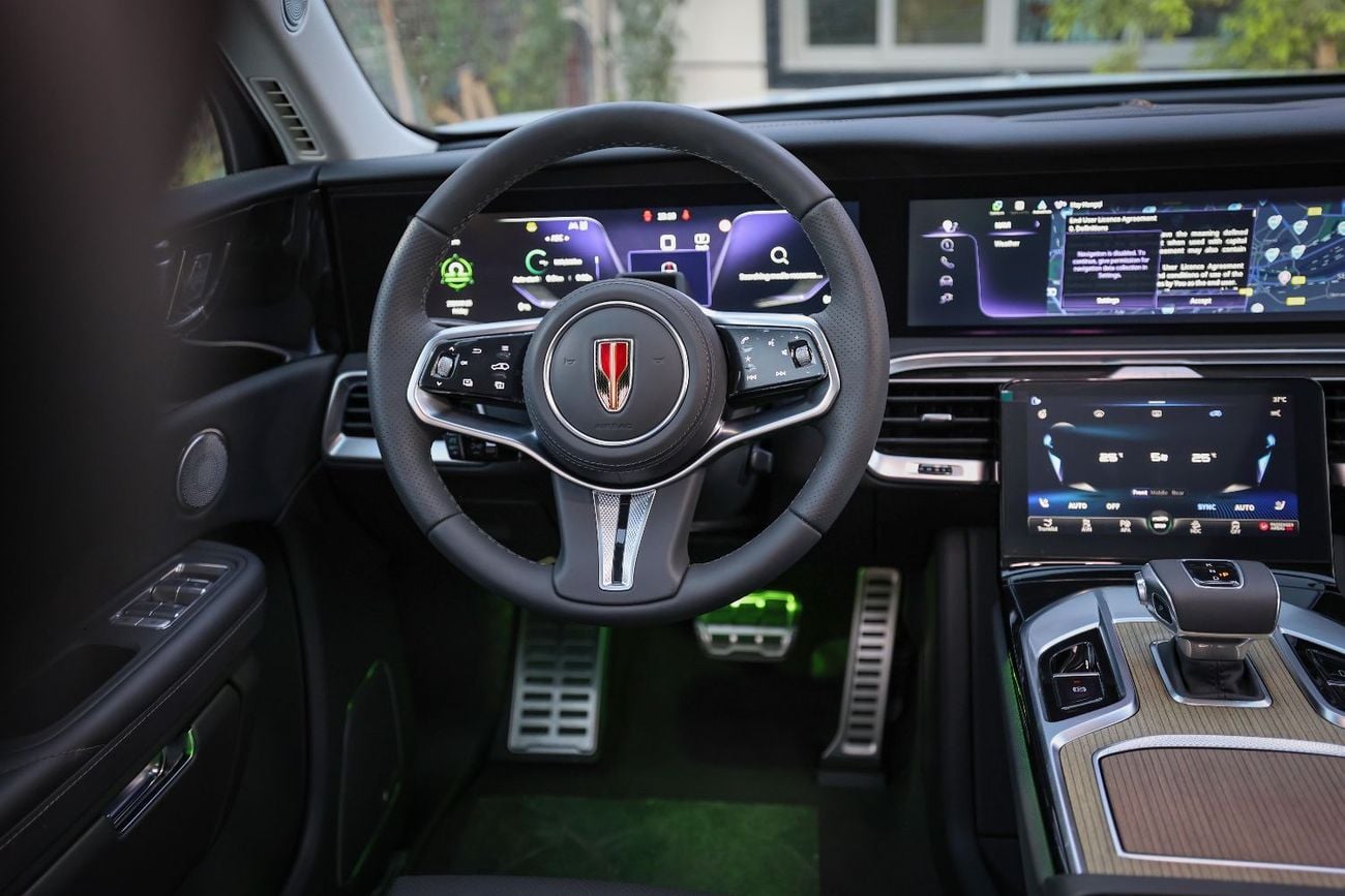 HONGQI EHS9 FLAGSHIP