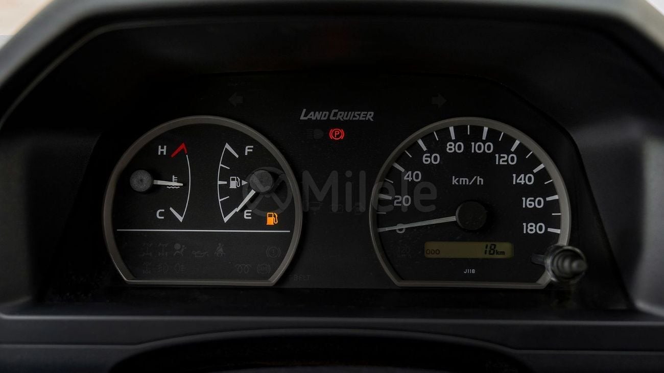 Toyota Land Cruiser Pickup 70 SNORKEL | 2-YEAR WARRANTY + SERVICE AVAILABLE | IN-HOUSE FINANCING