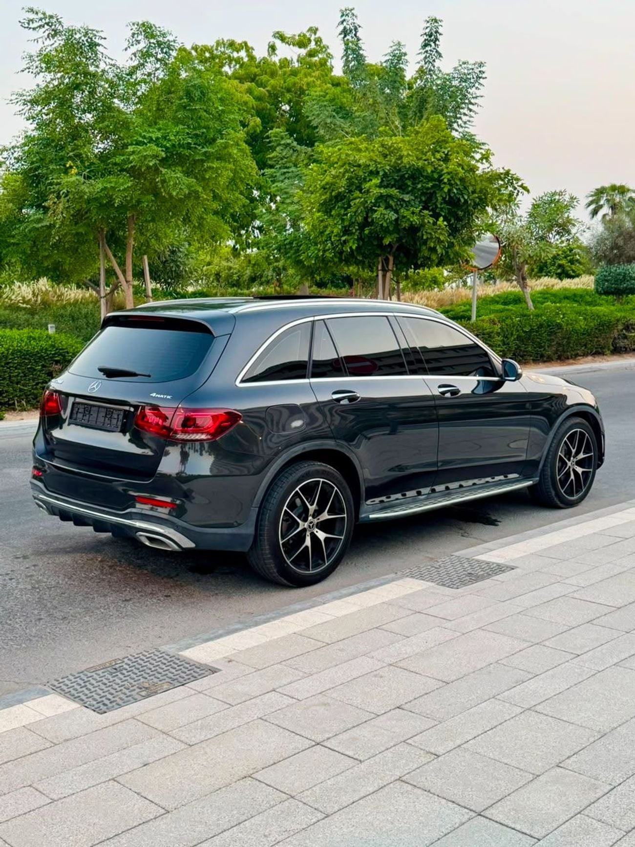 مرسيدس بنز GLC 200 4MATIC HIGH