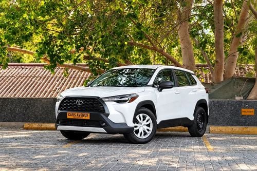 تويوتا كورولا كروس LE 680 PM | 3 MONTHS WARRANTY | LE | FUEL EFFICIENT