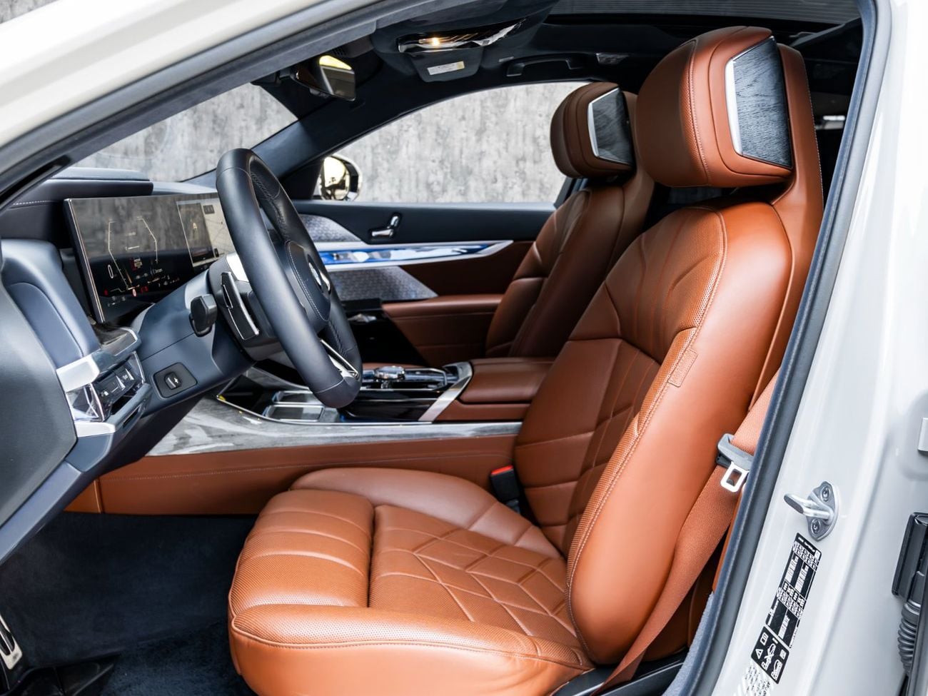 BMW 760i XDRIVE MASTERCLASS M SPORT PACKAGE BUY NOW, PAY 2027 | THE BLACKLINE STANDARD | 2029 BMW Warranty + Service Contract, GCC