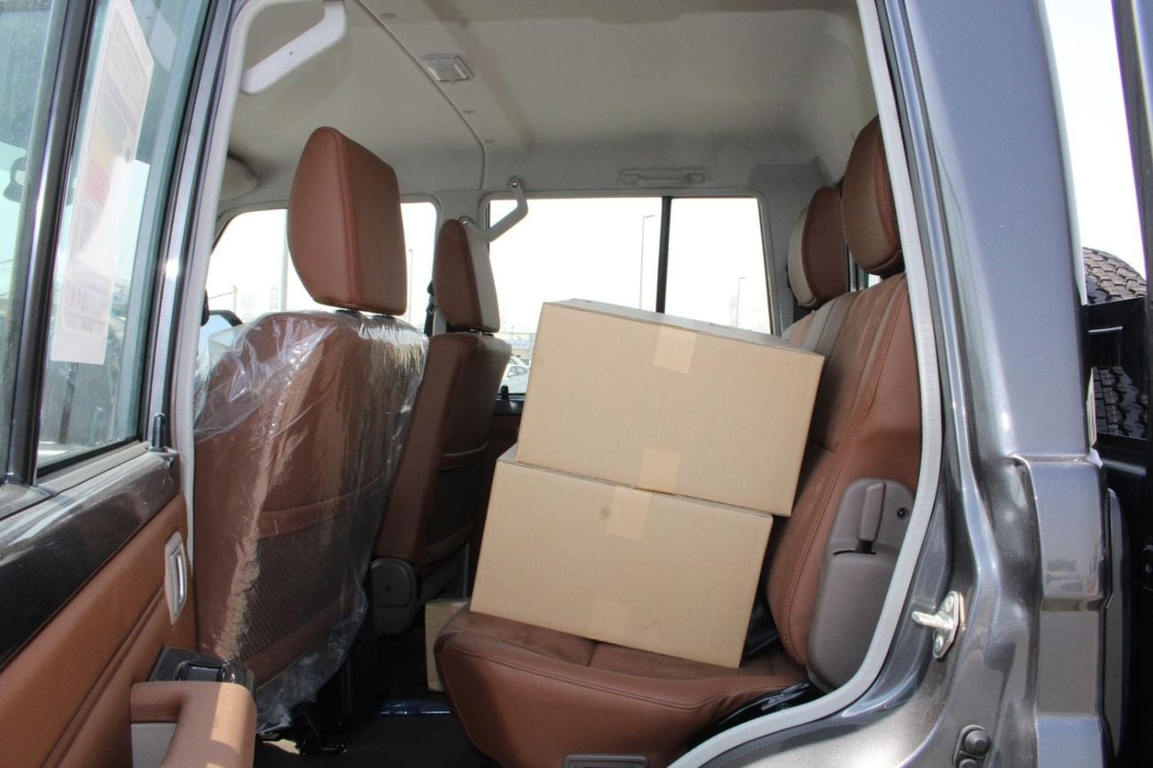Toyota Land Cruiser 70 LC79 LX
