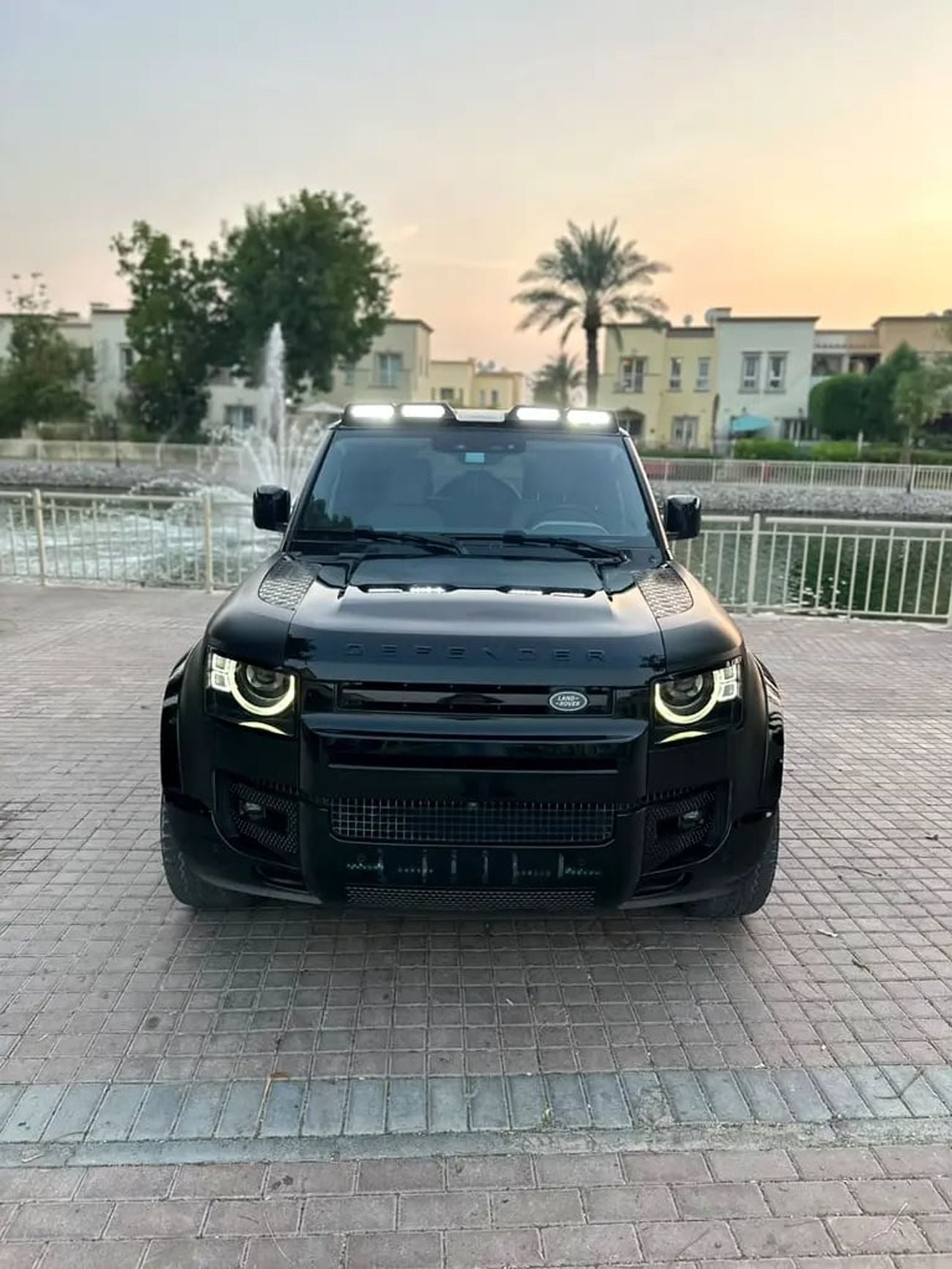لاند روفر ديفندر 110 HSE P400, GCC Specs, Under Warranty