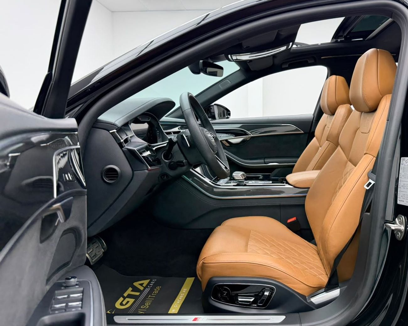 Audi A8 L 55 TFSI HIGH SPEC zaa