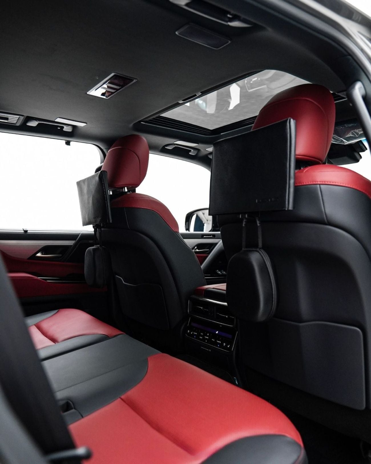 Lexus LX700h F SPORT AUTOPARK - TITANIUM/RED - 2026 - FULL OPTION