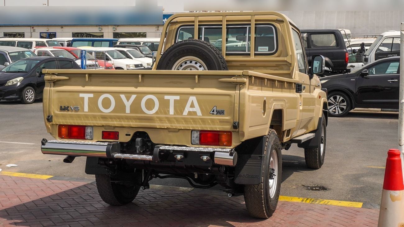 تويوتا لاند كروزر بيك آب 4.0L Oman Specs